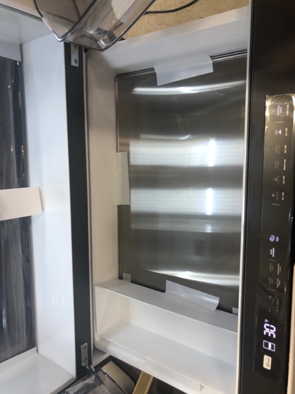 Photo 8 of Midea 21.6-cu ft 4-Door Counter-depth Smart French Door Refrigerator with Dual Ice Maker (Stainless Steel) ENERGY STAR