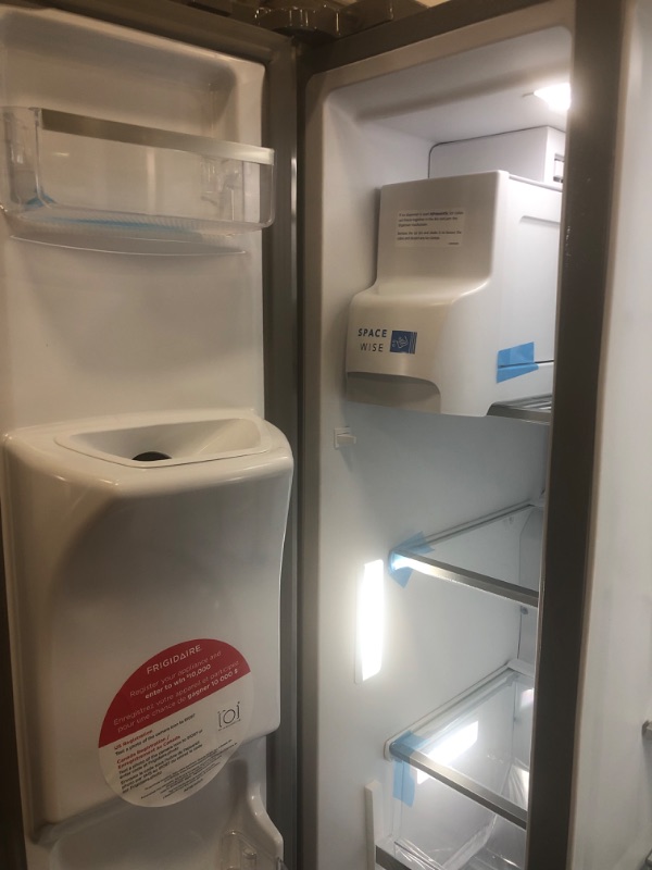 Photo 10 of Frigidaire 25.6-cu ft Side-by-Side Refrigerator with Ice Maker (Fingerprint Resistant Stainless Steel) ENERGY STAR