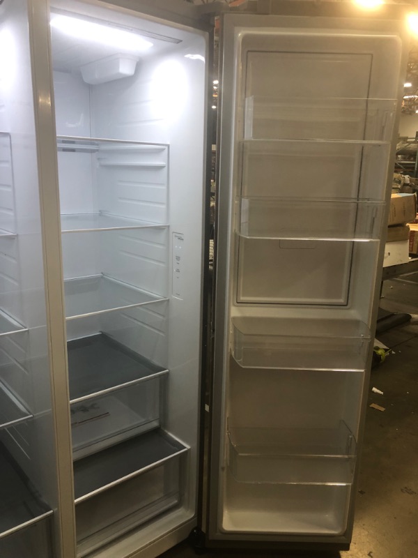 Photo 9 of LG Door in Door 27.12-cu ft Side-by-Side Refrigerator with Ice Maker (Printproof Stainless Steel)