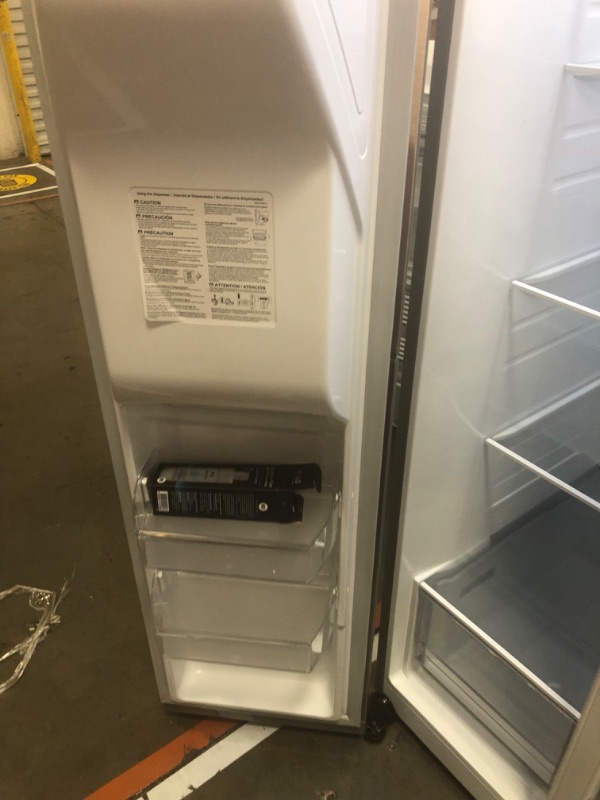 Photo 6 of LG Door in Door 27.12-cu ft Side-by-Side Refrigerator with Ice Maker (Printproof Stainless Steel)