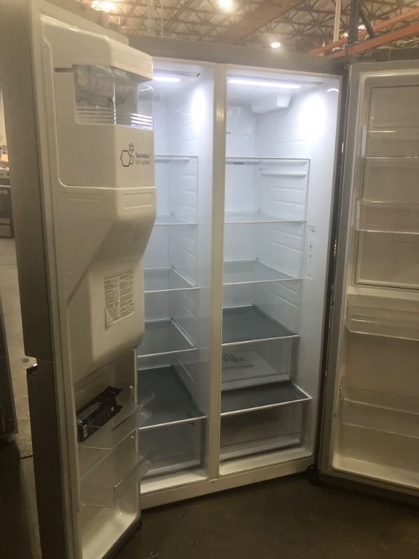 Photo 5 of LG Door in Door 27.12-cu ft Side-by-Side Refrigerator with Ice Maker (Printproof Stainless Steel)