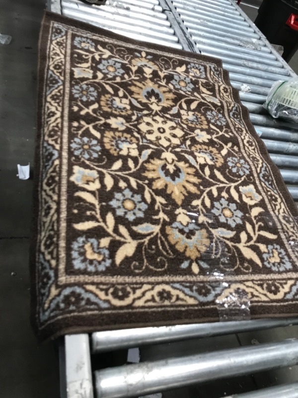 Photo 1 of **UNBRANDED 45X30 SMALL RUG