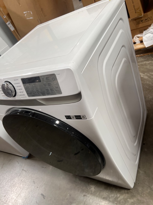 Photo 5 of Samsung 7.5-cu ft Stackable Steam Cycle Smart Electric Dryer (White)