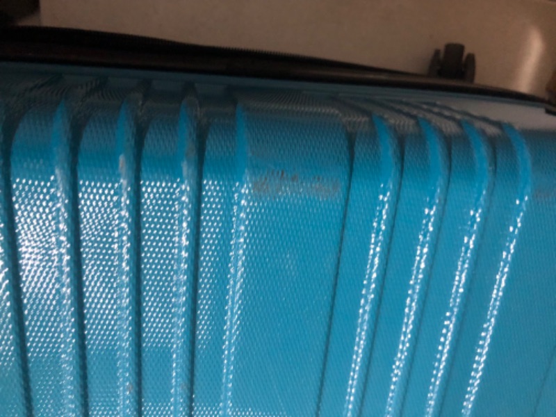 Photo 8 of *MINOR DAMAGE SEE NOTES*KENNETH COLE Hardshell 4-Wheel Spinner Suitcase, Teal, 28-Inch 