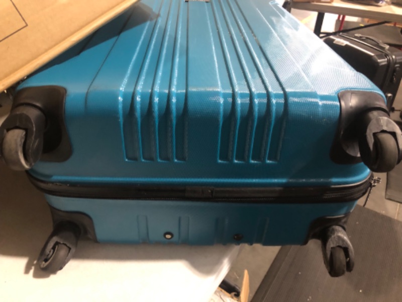 Photo 4 of *MINOR DAMAGE SEE NOTES*KENNETH COLE Hardshell 4-Wheel Spinner Suitcase, Teal, 28-Inch 