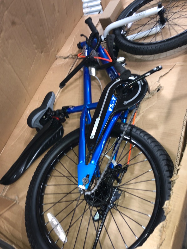 Photo 4 of *SLIGHTLY USED**Royalbaby Freestyle-7 Kids Bike 14 16 18 20 Inch Wheel Dual Handbrakes Bicycle Beginners Boys Girls Cover Ages 3-10 Years, Kickstand and Water Bottle Included Blue 20 Inch