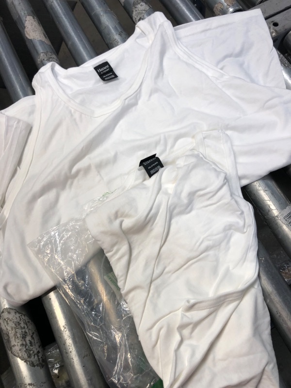 Photo 1 of 2XL HANES X TEMP WHITE SHIRTS 2PK