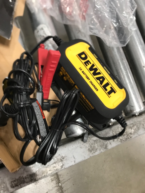 Photo 2 of DEWALT DXAEC2 DXAEC2 Professional 2-Amp Automotive Battery Charger and Maintainer