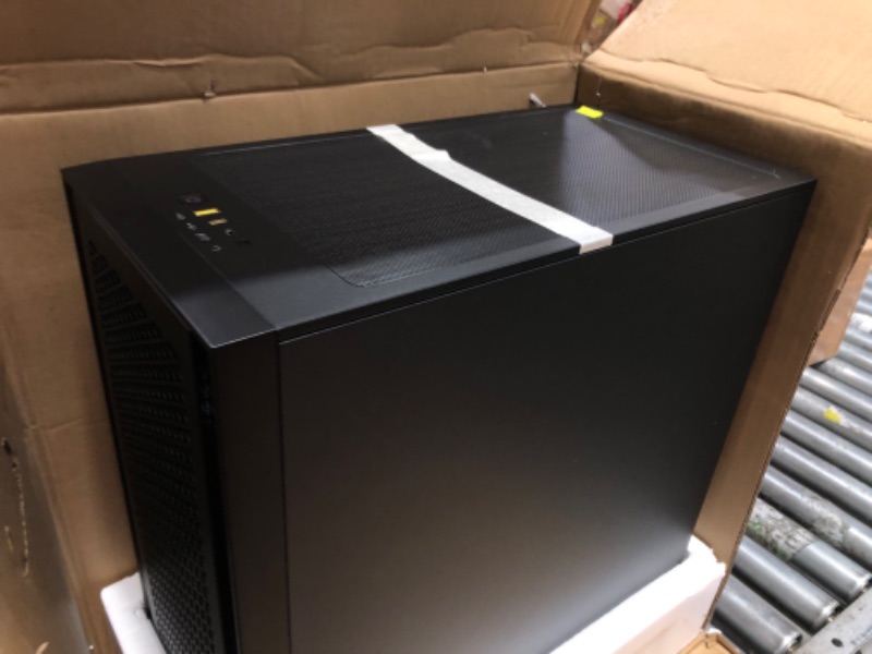 Photo 3 of Corsair iCUE 4000D RGB Airflow Mid-Tower Case - 3X AF120 RGB Elite Fans - iCUE Lighting Node PRO Controller - High-Airflow Design - CORSAIR RapidRoute Cable Management System - Black Black Airflow RGB