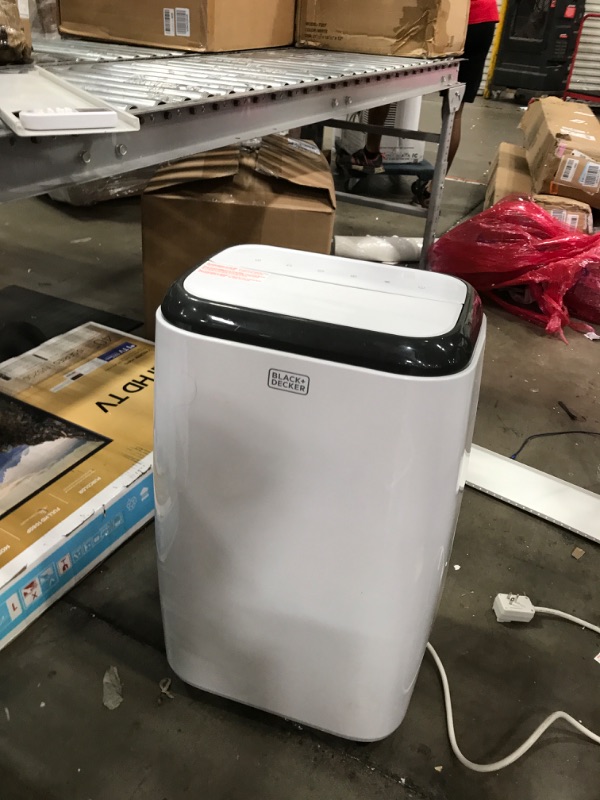 Photo 2 of **PARTS ONLY**
BLACK+DECKER 8,000 BTU Portable Air Conditioner with Remote Control, White
