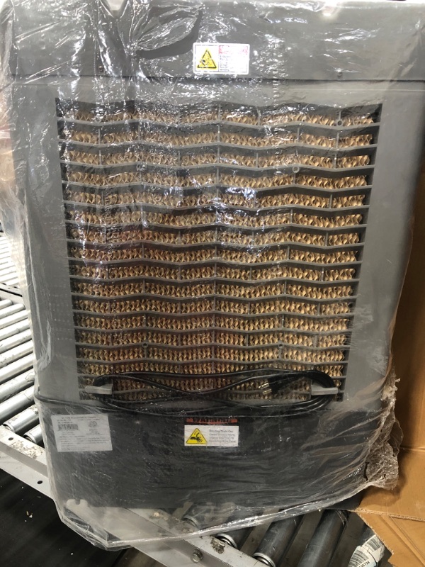 Photo 3 of ***TESTED/ POWERS ON**Hessaire MC37M Portable Evaporative Cooling Fan, Indoor/Outdoor High Temp Low Humidity Environments, 3100 CFM, 950 sq. ft., 3-Speed Fan, 59 dB, Gray 3,100 CFM