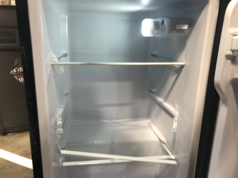 Photo 7 of Anukis Compact Refrigerator 3.5 Cu Ft 2 Door Mini Fridge with Freezer For Apartment, Dorm, Office, Family, Basement, Garage, Black
