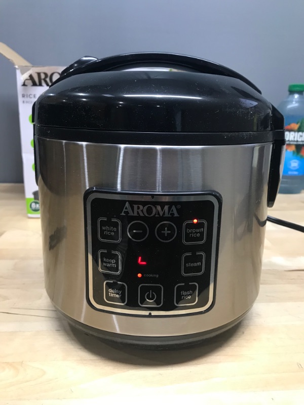 Photo 2 of USED. Aroma Housewares ARC-914SBD Digital Cool-Touch Rice Grain Cooker and Food Steamer, Stainless, Silver, 4-Cup (Uncooked) / 8-Cup (Cooked)
