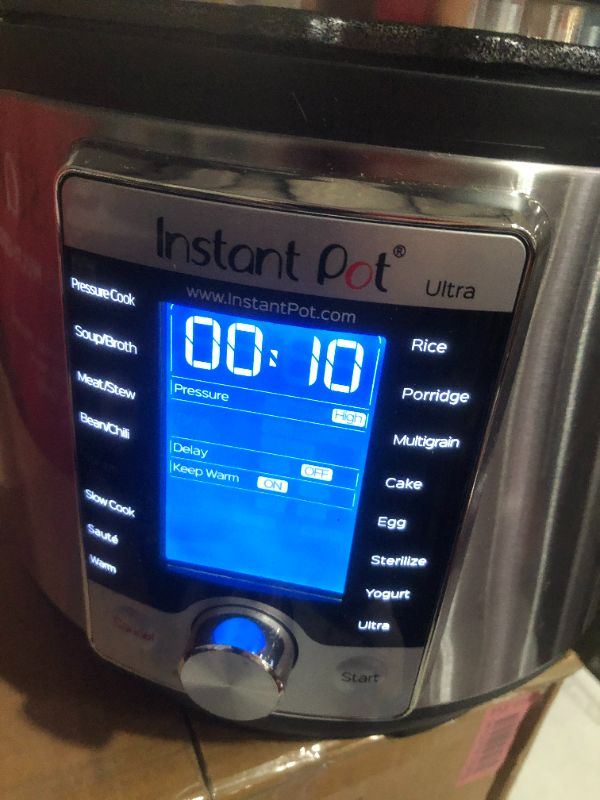 Photo 3 of *** SIDE HANDLE IS BROKEN**  Instant Pot Ultra, 10-in-1 Pressure Cooker, Stainless Steel, 6 Quart Ultra