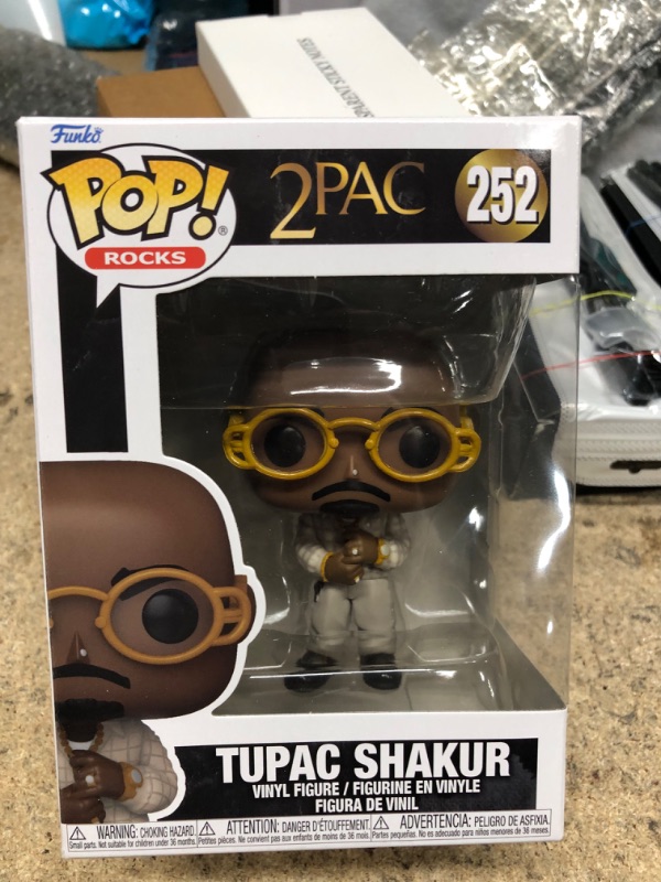 Photo 2 of Funko - Pop! Rocks: Tupac - Loyal to The Game