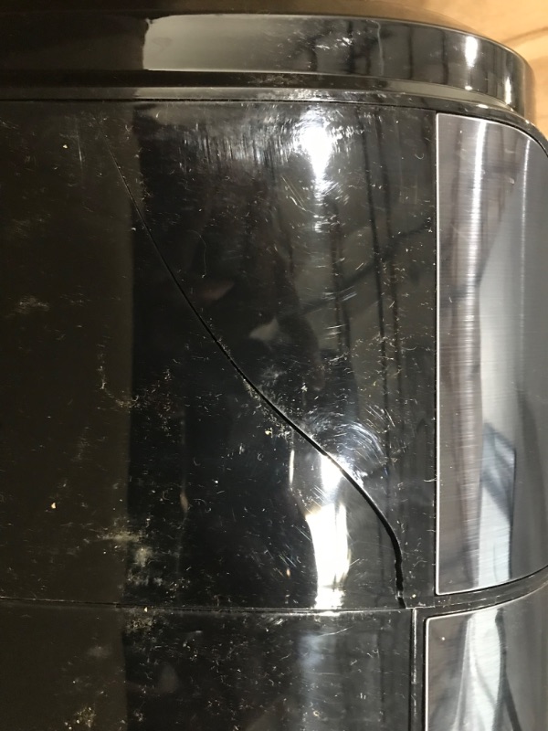 Photo 1 of **MINOR DAMAGE**CHEFMAN Air Fryer 4.5 Qt, Healthy Cooking, User Friendly, Nonstick Stainless Steel, Digital Touch Screen with 4 Cooking Functions w/ 60 Minute Timer, BPA-Free, Dishwasher Safe Basket 8 Quart - Stainless Steel with Divider 4.5 Quart - Black