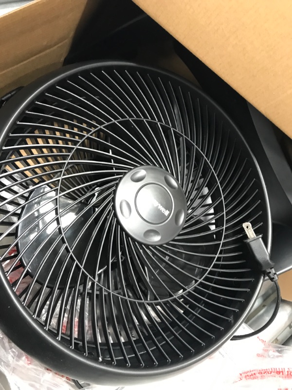 Photo 2 of 12 in. 3 Speed Whole Room Circulator Floor Fan