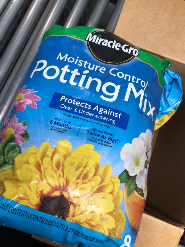 Photo 3 of Miracle-Gro Moisture Control Potting Mix 8 qt., Protects Against Over and Under Watering Container Plants, 2-Pack 8 qt. (2 Pack)