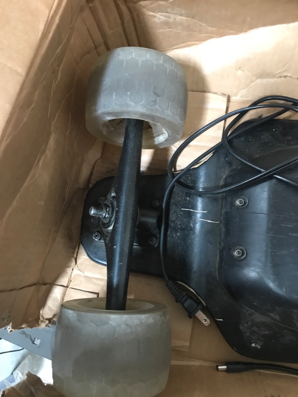 Photo 1 of Electric Skateboard with LCD Remote Control?Electric Longboard with Light for Adults, 900W Dual Motor, 27 MPH & 21 Miles Range, 7+2+1 Northeast and Canadian Maple and Fiberglass?Max Load 330 Lbs Upgraded G5 with LCD Remote