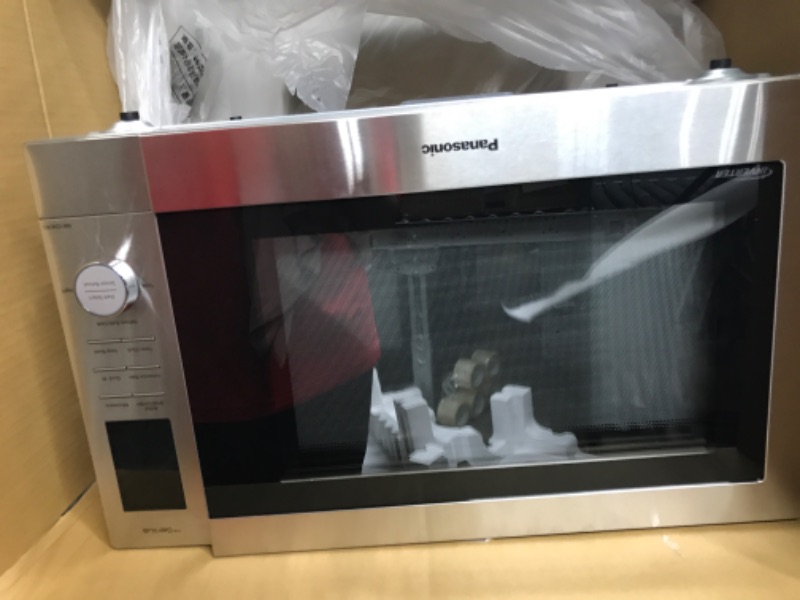 Photo 3 of *USED* Panasonic HomeCHEF 4-in-1 Microwave Mulit-Oven with Air Fryer, Convection Bake, FlashXpress Broiler, Inverter