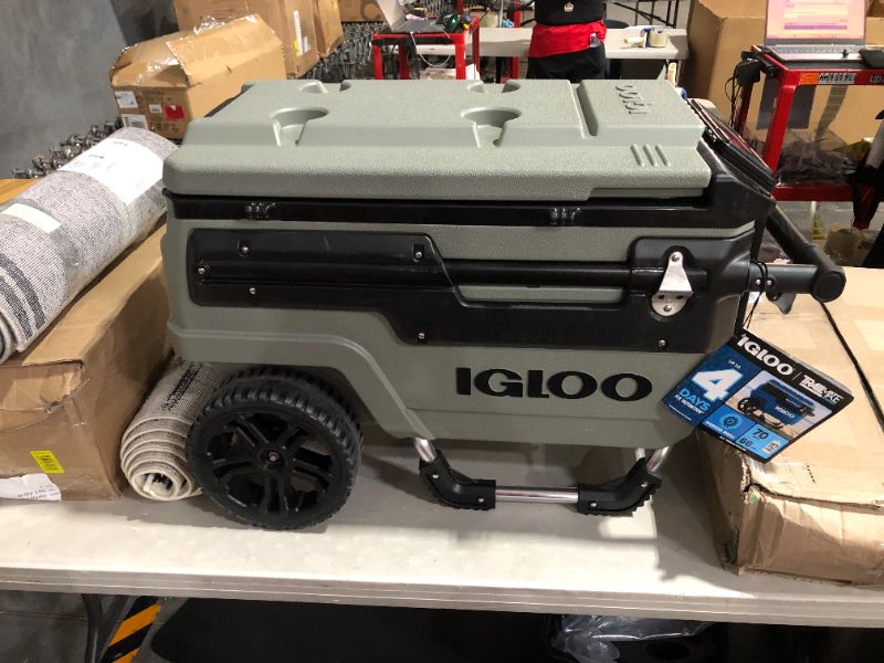 Photo 9 of ***MAJOR DAMAGE - SEE NOTES***
Igloo 70 Qt Premium Trailmate Wheeled Rolling Cooler Olive Green