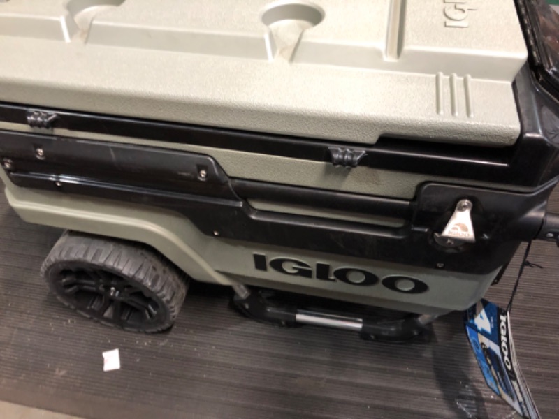 Photo 3 of ***MAJOR DAMAGE - SEE NOTES***
Igloo 70 Qt Premium Trailmate Wheeled Rolling Cooler Olive Green