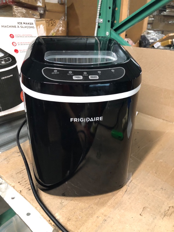 Photo 4 of **NON-FUNCTIONAL, PARTS ONLY** Frigidaire EFIC101 26-Lb. Compact Ice Maker Black