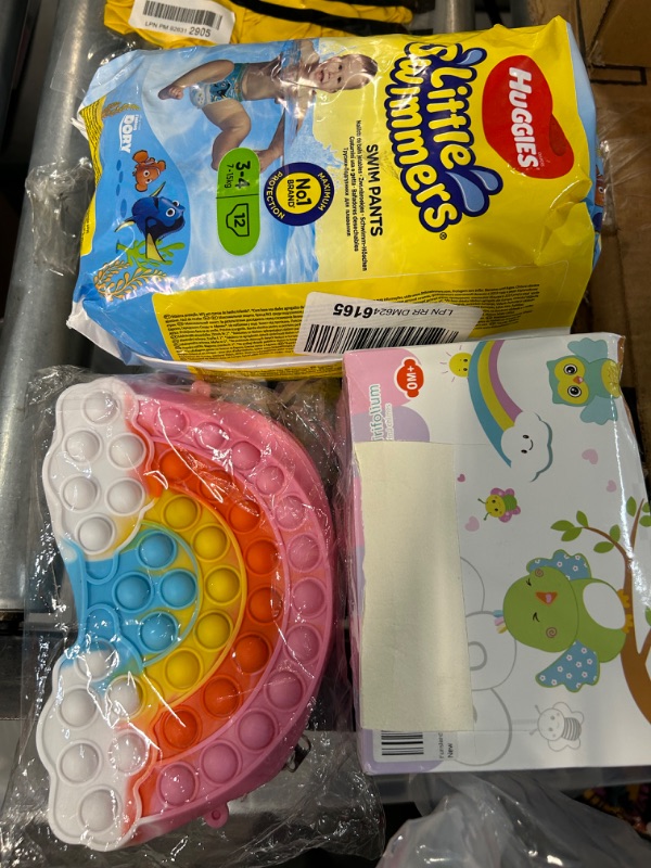 Photo 1 of **MISCELLANEOUS BUNDLE**
