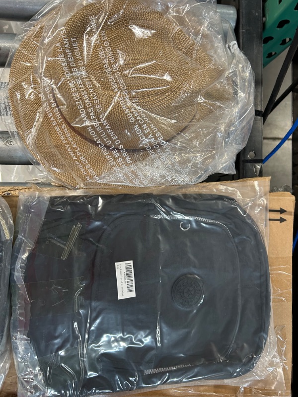 Photo 1 of **MISCELLANEOUS BUNDLE**
