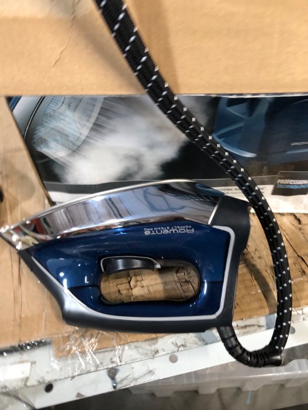 Photo 2 of (PARTS ONLY)Rowenta DG8624U1 Perfect Pro Station 1800 Watts Fast Heat Up, and 430g / min steam Burst, Advanced Technology, Blue Advanced Fast Heatup Technology Blue