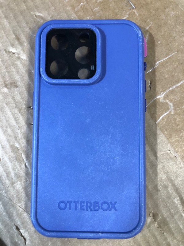 Photo 3 of *USED - SEE NOTES* OtterBox FRE Series Waterproof Case with MagSafe (Designed by LifeProof) for iPhone 14 Pro (ONLY) - Valor (Purple) Purple OtterBox FR? SERIES