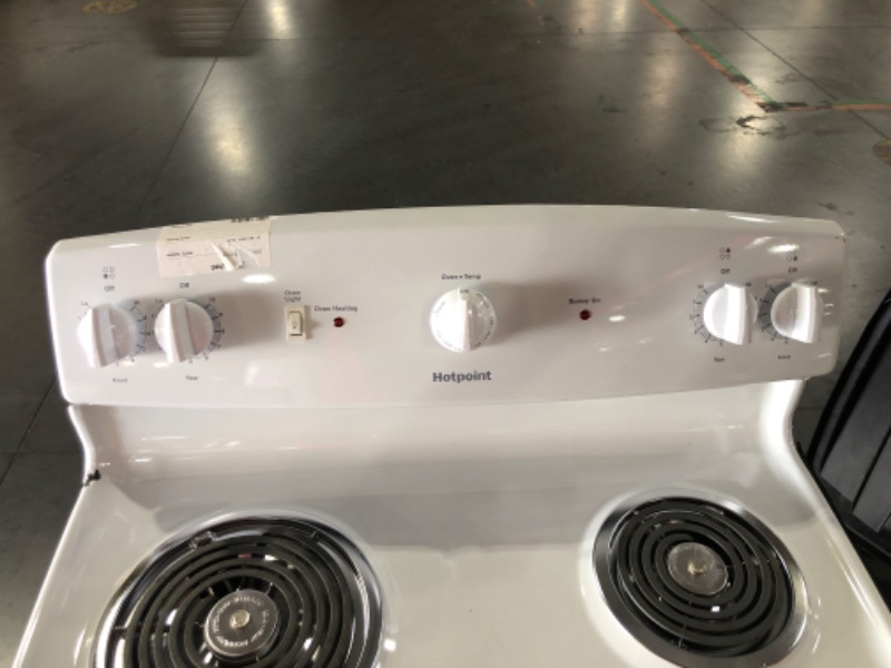 Photo 1 of Hotpoint 30 in. 5.0 cu. ft. Electric Range in White