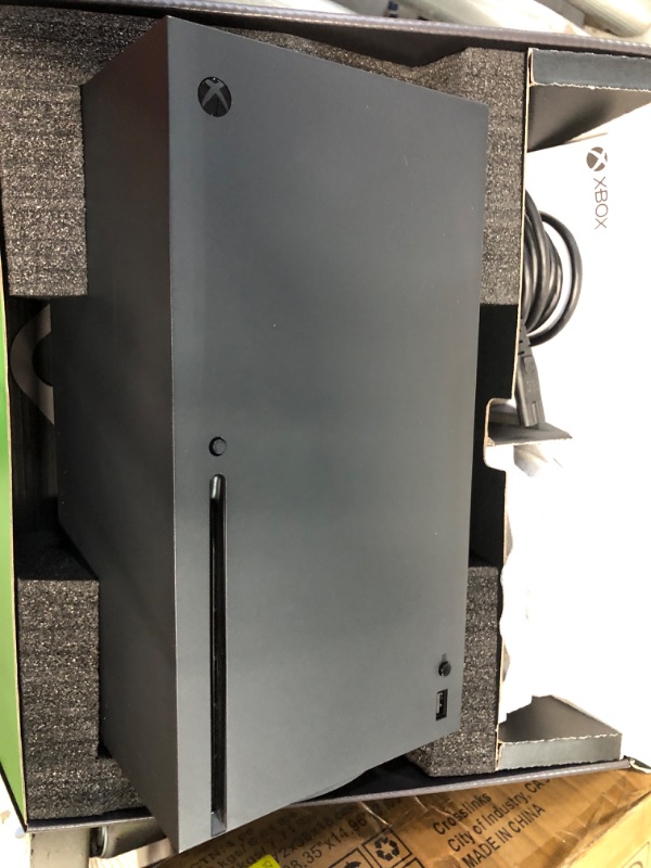 Photo 2 of (NEW AND NONREFUNABLE) Xbox Series X Console (Renewed)