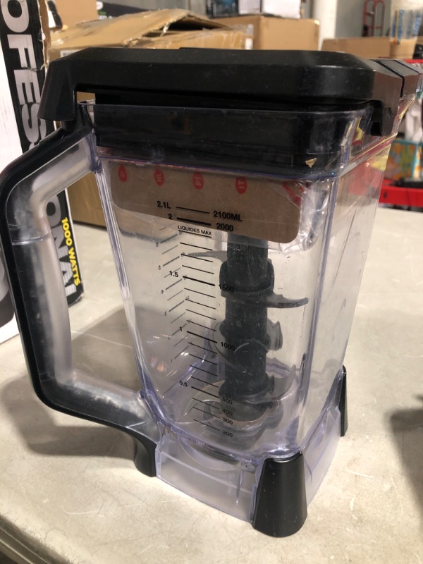 Photo 4 of * sold for parts only * 
Ninja BL610 Professional 72 Oz Countertop Blender with 1000-Watt Base and Total Crushing Technology