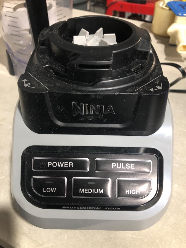 Photo 2 of * sold for parts only * 
Ninja BL610 Professional 72 Oz Countertop Blender with 1000-Watt Base and Total Crushing Technology