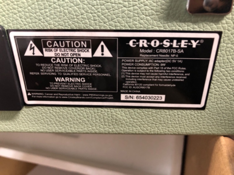 Photo 2 of **USED**  Crosley CR8017B-SA Voyager 