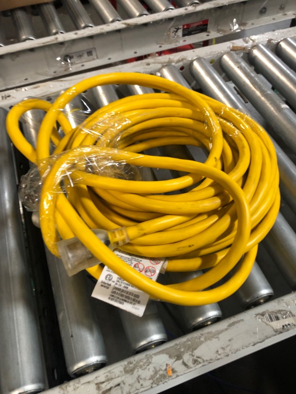 Photo 1 of * used item *
25 ft extension cord pic for reference 