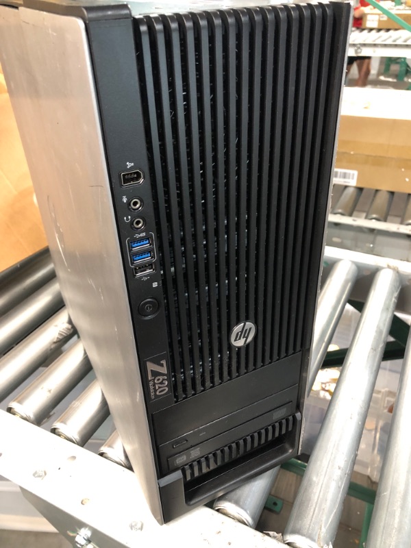 Photo 1 of MMINOR DENTS, MARKS ,AND SCRATCHES****HP Z620 Workstation 2X Intel *****PLASTIC COVER PEELING