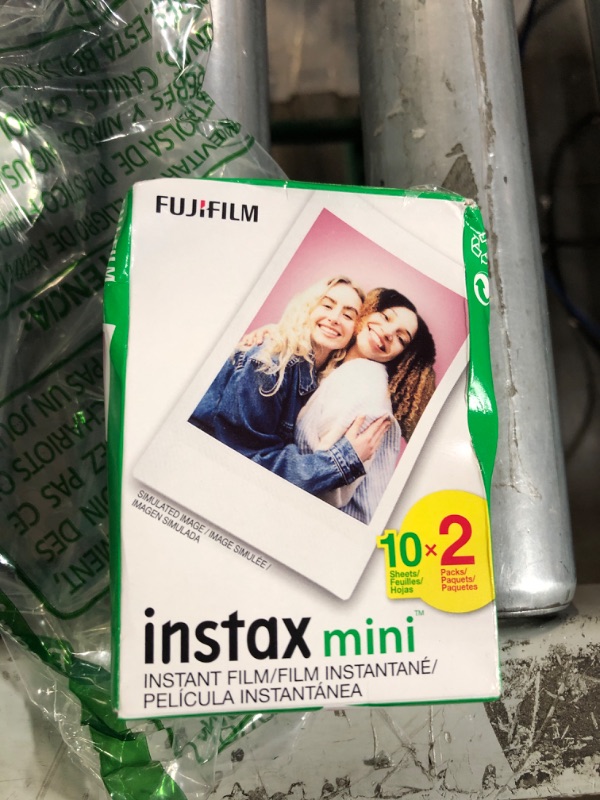 Photo 2 of Fujifilm Instax Mini Instant Film Twin Pack (White) 20 photos White