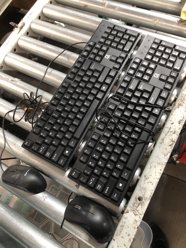 Photo 1 of WIRED KEYBOARD AND MOUSE