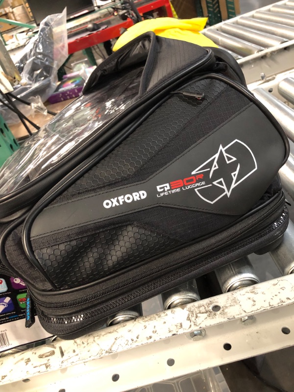 Photo 2 of Oxford - Motorcycle Tank Bag (Q30R Quick Release Motorcycle) Black