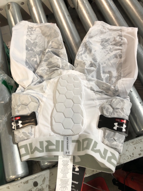 Photo 1 of Under Armour Unisex Teen UA20380 Gameday Armour Pro 5Pad Girdle Nov Y, WCAMO, Youth M US
