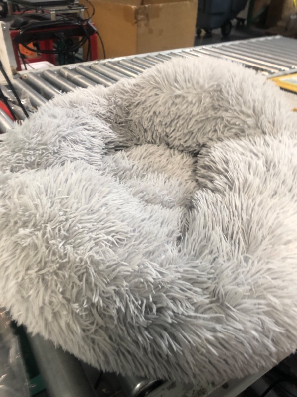 Photo 1 of **SEE NOTES**  Calming Dog Bed for Medium Dogs - Donut Washable Medium Pet Be S/M 