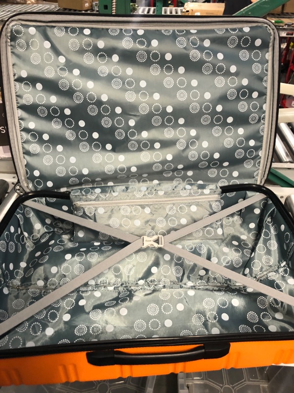 Photo 6 of * used * damaged * see images *
Rockland Melbourne Hardside Expandable Spinner Wheel Luggage, Orange, Checked-Large 28-Inch