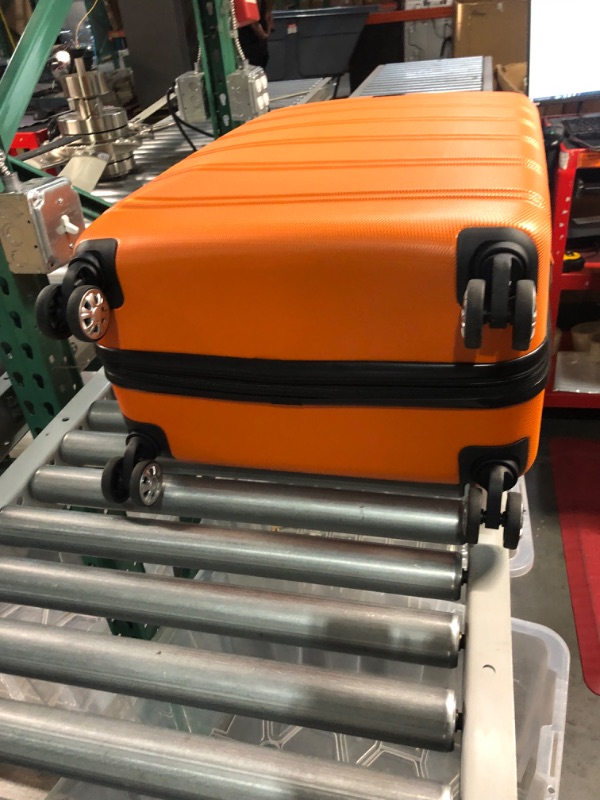 Photo 5 of * used * damaged * see images *
Rockland Melbourne Hardside Expandable Spinner Wheel Luggage, Orange, Checked-Large 28-Inch