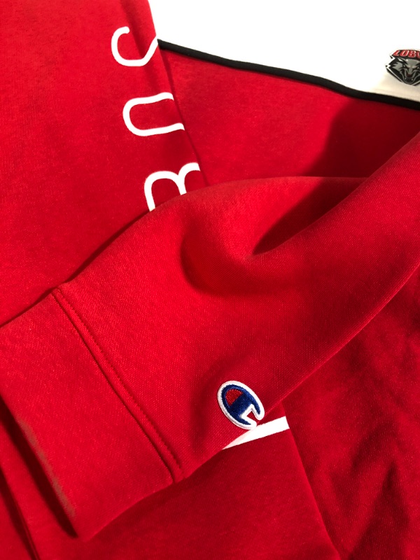 Photo 1 of **SEE NOTES** PREVIOUSLY OWNED LOBOS SWEATSHIRT - M 