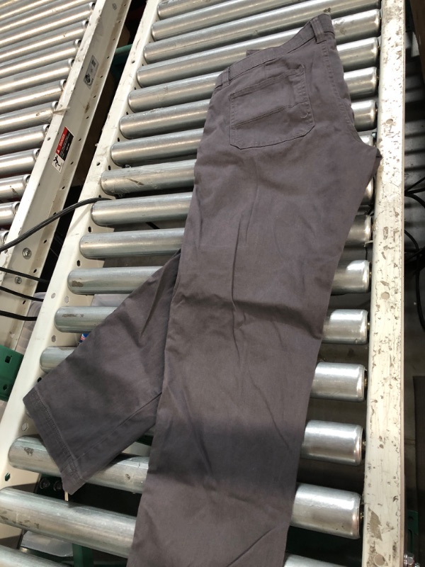 Photo 1 of **SEE NOTES** WEATHERPROOF 32X30 SIZE PANTS