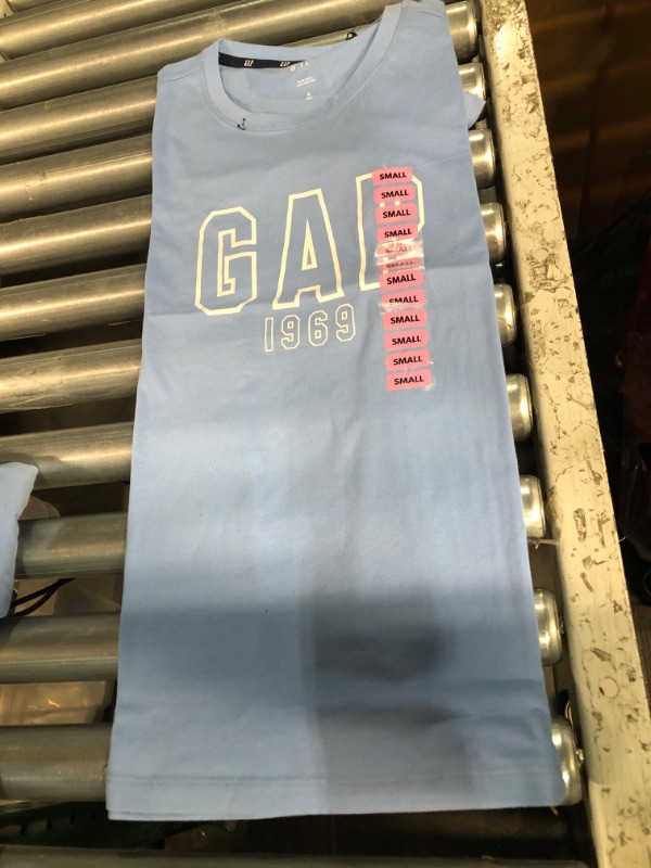 Photo 2 of GAP Ladies Graphic Logo Crew Neck Short Sleeve Tee - SIZE XS 