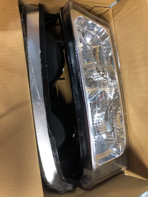 Photo 1 of * used item *
Jenuo No-Fogging Headlight Assembly