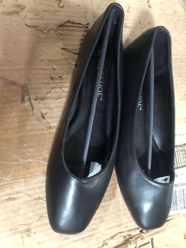 Photo 2 of **women's 10**
Musshoe black dress shoes